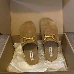 NIB Steve Madden Clogs